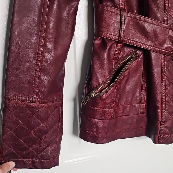 Guess Red Leather Biker Jacket with Asymmetrical Zipper - Picture 8 of 17